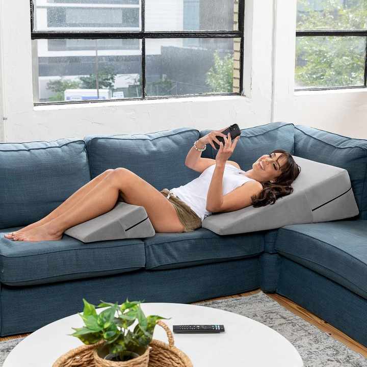 Juego de almohadas de espuma comprimida en forma de cuña para apoyo de espalda y rodillas